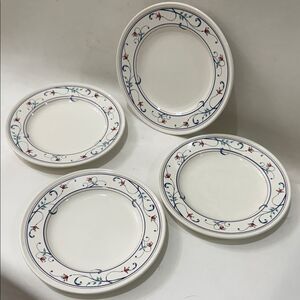 Mikasa Intaglio Cac20 Annette Floral Salad Appetizer 4 Saucers Blue Red Accents